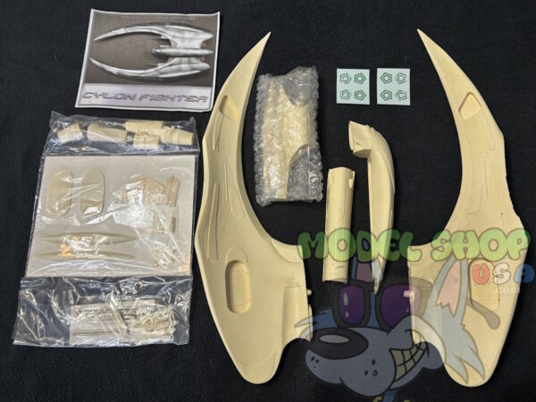 1/24 Battlestar Galactica Cylon Raider Model - Image 3