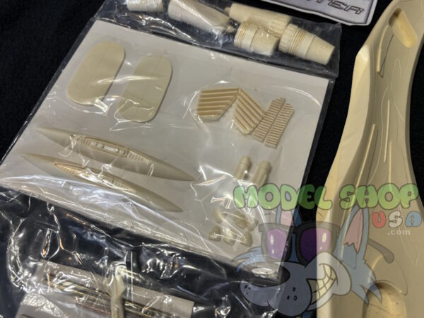1/24 Battlestar Galactica Cylon Raider Model - Image 4