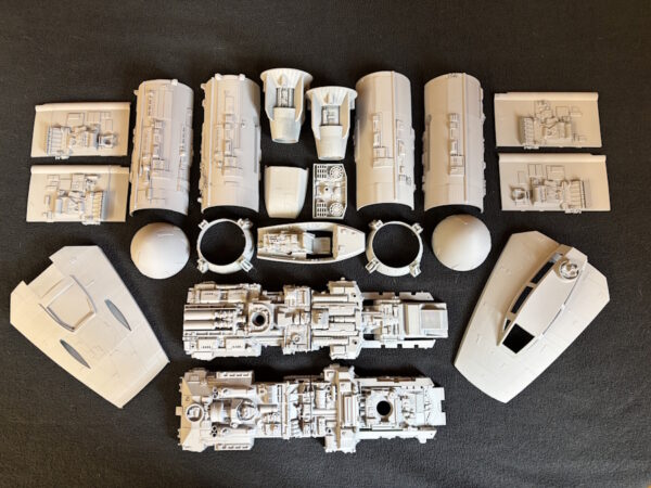 Y-Wing 1/24 Star Wars Model (Gold Leader) - Image 2